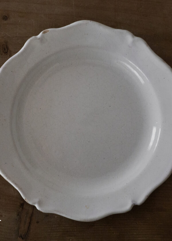 Assiette en Faience de Moustiers | couperin